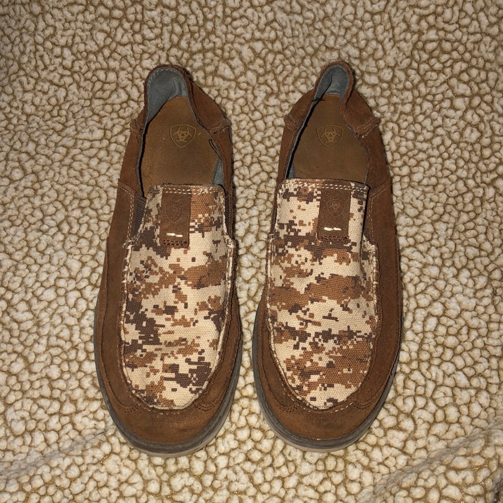 Camo Ariats Cruisers